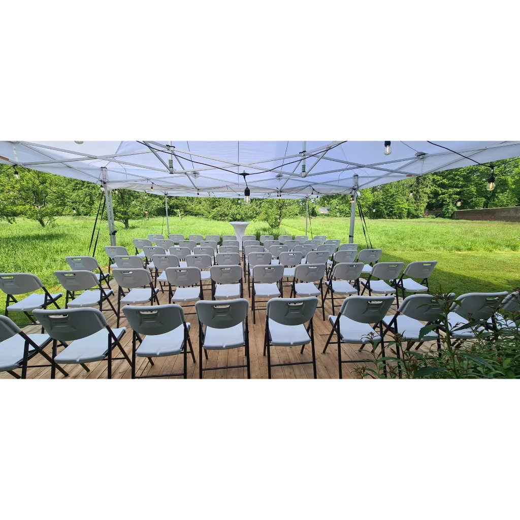 Stoelen huren evenementen.webp