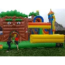 Bos springkasteel voorkant.webp