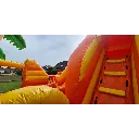 Small  springkasteel.webp