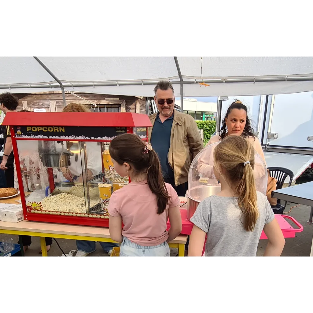Popcornmachine huren voor popcorn verkopen.webp