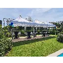 Barstoel aan statafel.webp