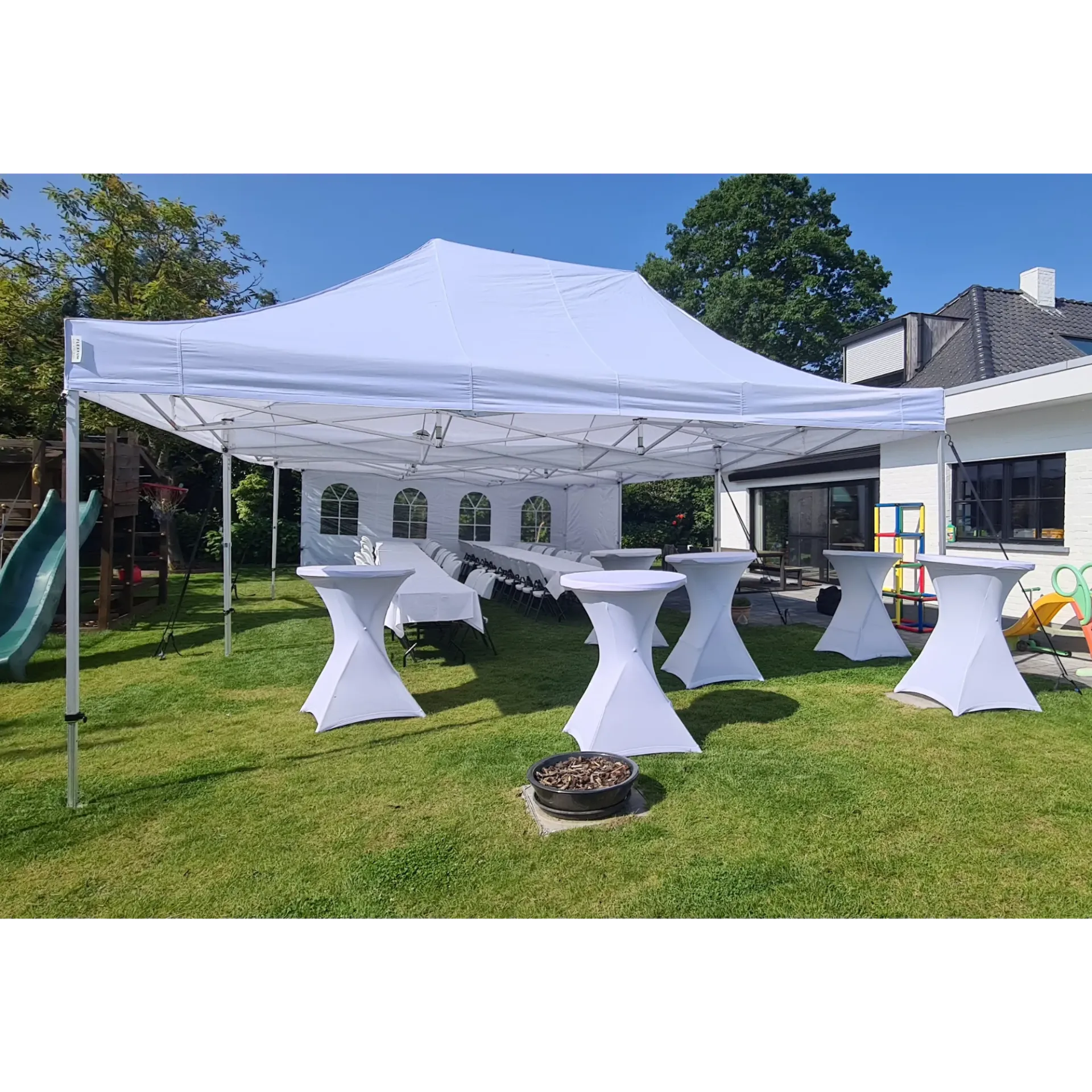 Feestpakket voor 50 personen met vouwtenten